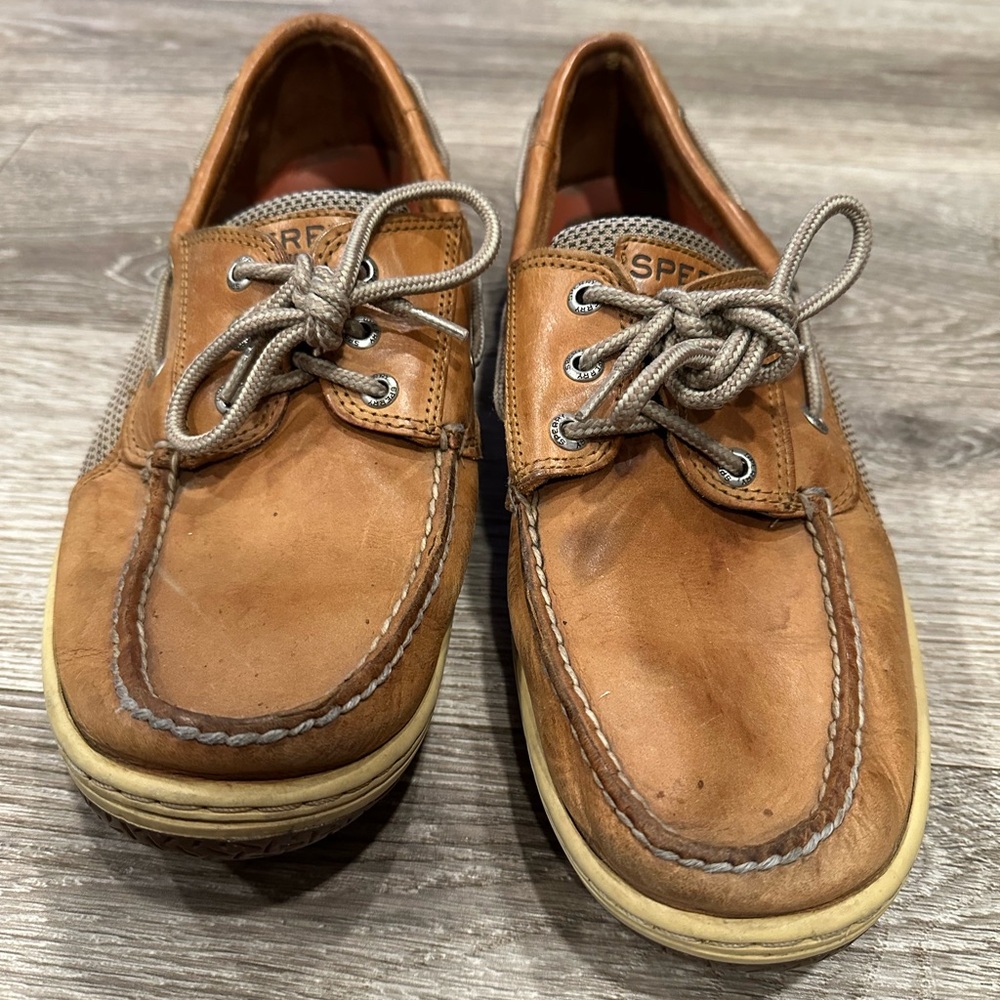 Sperry Tan Boat Shoes with Moccasin Construction